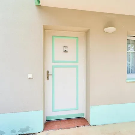 Les Pins - Maeva - 1 5 Personnes Avec Terrasse Mae-7327 *